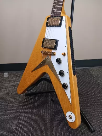Gibson Custom Shop - 1958 Korina Flying V - White Pickguard 2