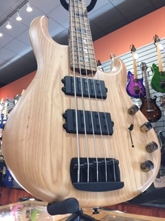 Ernie Ball Music Man - 208-VN-13-00 2