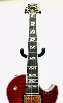 2012 Gibson Les Paul Supreme - Cherry Sunburst 2
