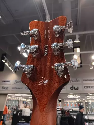 Gretsch Guitars - G6134TFM-NH Nigel Hendroff Signature Penguin, Ebony Fingerboard - Amber Flame 2