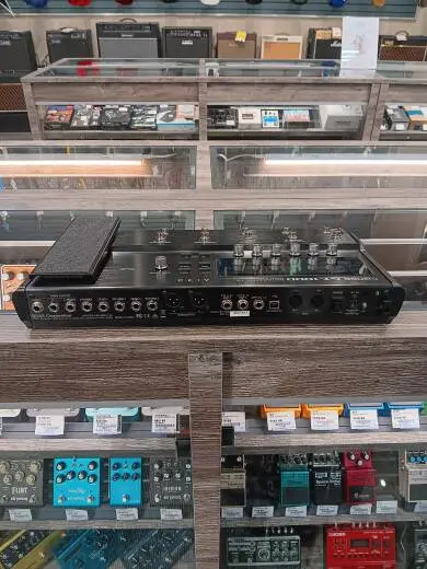 BOSS - GT-1000 2
