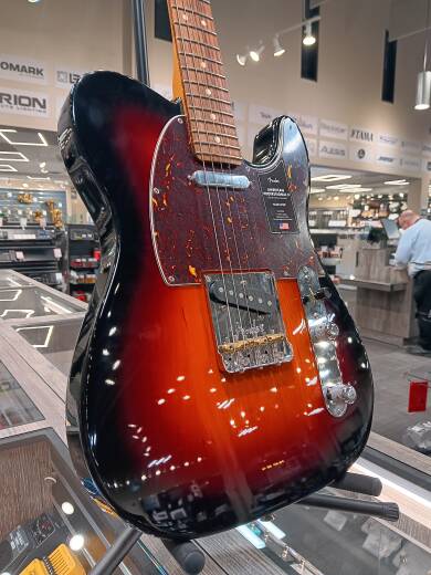 Store Special Product - Fender - American Pro II Telecaster - 3-Tone Sunburst