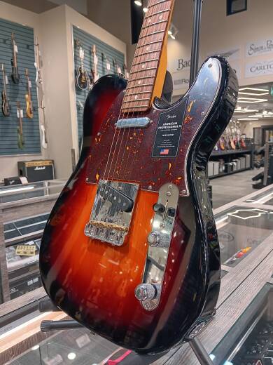 Store Special Product - Fender - American Pro II Telecaster - 3-Tone Sunburst