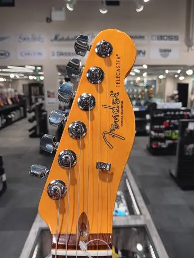 Fender - American Pro II Telecaster - 3-Tone Sunburst 2