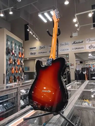 Fender - American Pro II Telecaster - 3-Tone Sunburst 2