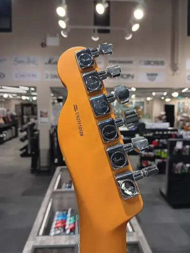 Fender - American Pro II Telecaster - 3-Tone Sunburst 2