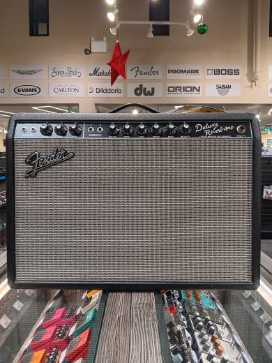Store Special Product - Fender - \