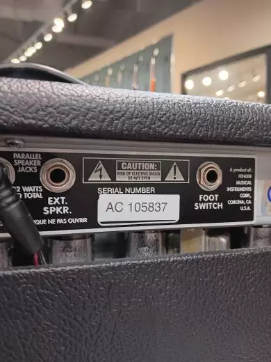 Fender - '65 Deluxe Reverb Reissue 2