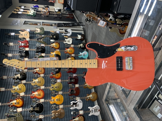 Store Special Product - Fender Noventa Telecaster - Fiesta Red