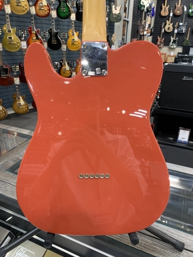 Fender Noventa Telecaster - Fiesta Red 4