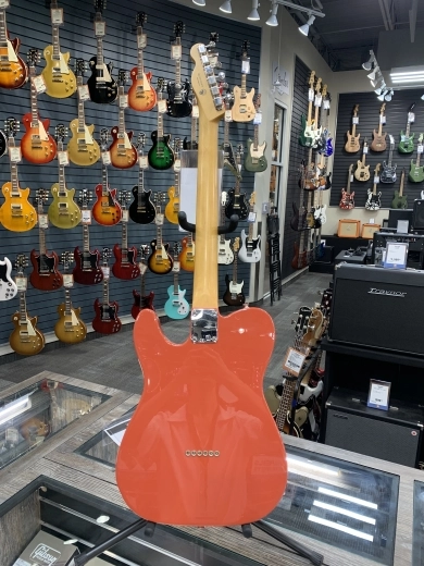 Fender Noventa Telecaster - Fiesta Red 6