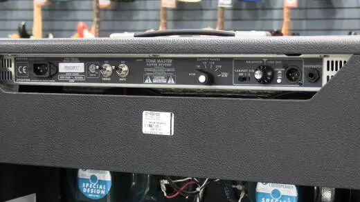 Fender - 227-4300-000 2