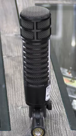 EV - RE320 MIC 2