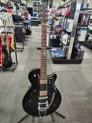 GODIN MONTREAL PREMIER SEMI-HOLLOW BLK W BIGSBY