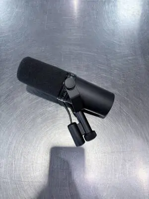 Shure - SM7B 2