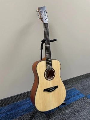 Jay Turser 3/4 Acoustic Guitar 2
