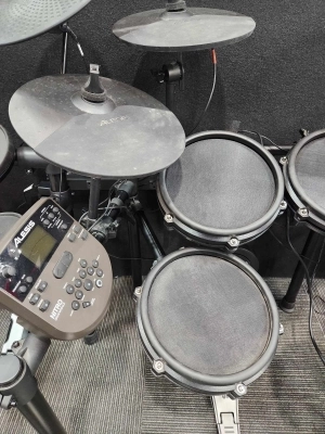 Alesis - NITRO MESH KIT 2