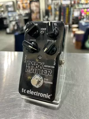 TC Electronic - DARK MATTER DIS