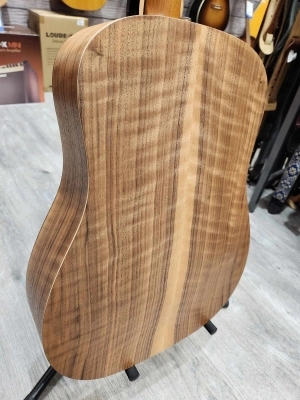 Taylor Guitars - BBTE-WALNUT 4