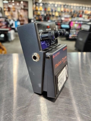 BOSS - METAL ZONE PEDAL 2