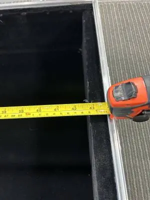 FLIGHT CASE FOR 000 STYLE GUITAR 2