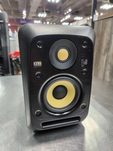 Store Special Product - KRK - V4S4