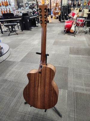 Martin Guitars - SC-10E 4