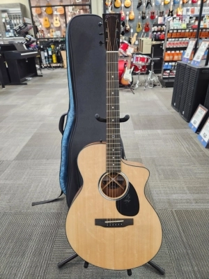 Store Special Product - Martin Guitars - SC-10E