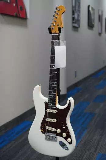 Fender - 011-3900-705 2