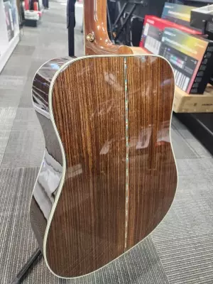 Gibson - HUMMINGBIRD DELUXE 2