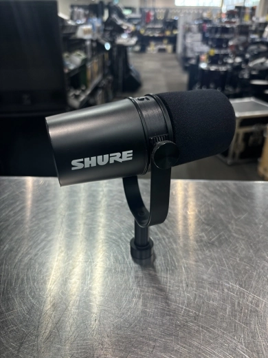 Shure - MV7X 2