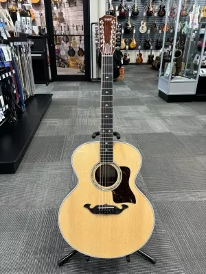 Taylor Guitars - 855E LTD
