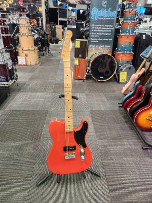 Fender - NOVENTA TELE MN FRD