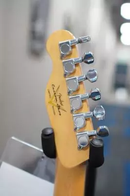 FENDER CUSTOM SHOP TELECASTER ROSEWOOD 2