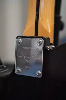 FENDER CUSTOM SHOP TELECASTER ROSEWOOD 2