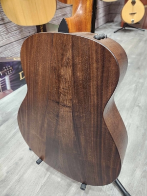 Taylor Guitars - GTE URBAN ASH 3