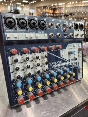 Soundcraft - NOTEPAD-12FX