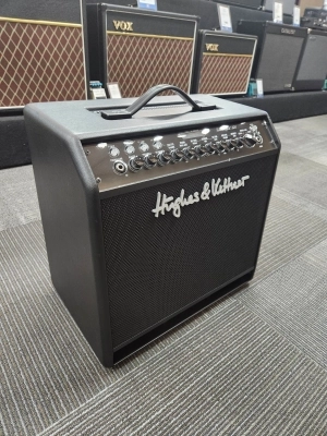 Hughes & Kettner - SPIRIT200COMBO