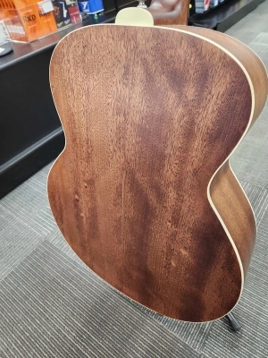 GUILD BT-240E 4