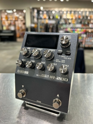 BOSS IR-200 Amp And Cabinet Simulator | Long & McQuade