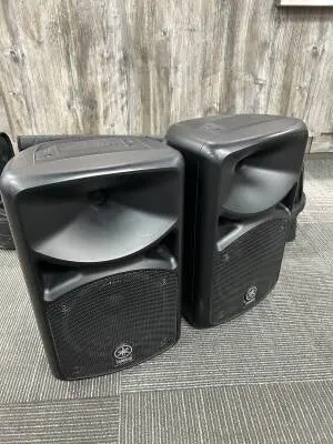 Yamaha - STAGEPAS400I 2