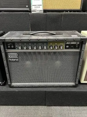 Store Special Product - Roland - JC-40