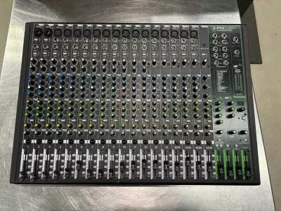 Mackie - PROFX22 V3