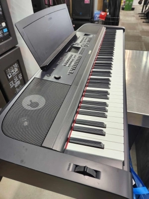 Yamaha - 88KEY DIGITAL PIANO BLACK 2