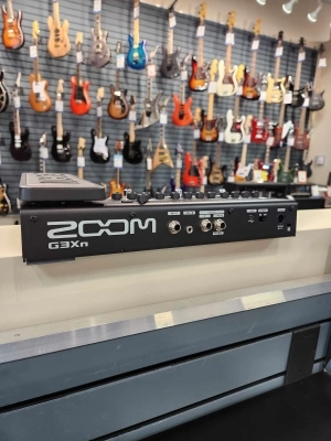 Zoom - ZG3XN 2