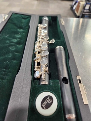 Pearl Flutes - PF-P105E 2