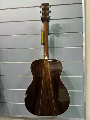 Martin Guitars - M-36 V18 2