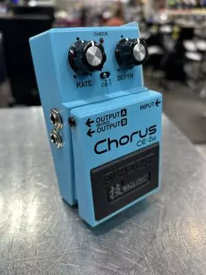 BOSS - CE-2W 2