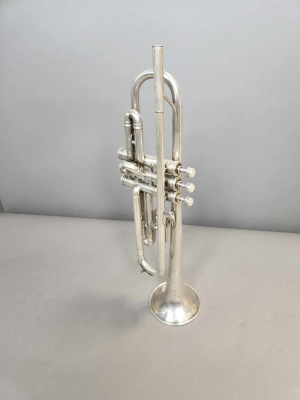 Holton Silver Vintage Trumpet w Case 2