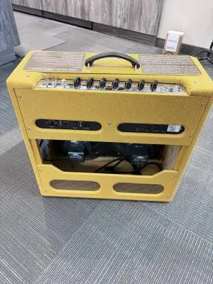 Fender - 227-4500-000 2